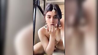 Beautiful Desi NRI Jewellery Girl Squirting Hard