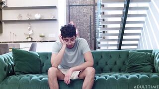 Lauren Phillips - I'm Confiscating This | PornMedium.com