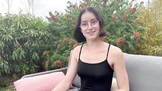 Penelope - 19, Gives The Best Of Herself