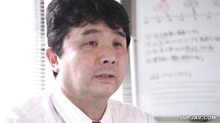 On A Stormy Night, I'm Trapped In The Office With My Female Boss, Juri Yamaguchi