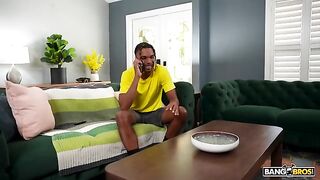 Boobs & Ass Big Like The Moon!