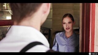 Photographer FREEZES TIME And Fucks Hot Businesswoman Tiffany Tatum