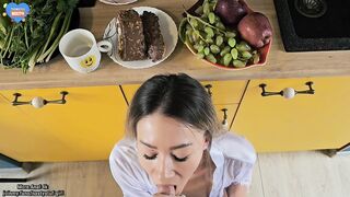 Hot Anal Loving Stepmom Prefers a Hard Cock in Both Holes for Breakfast