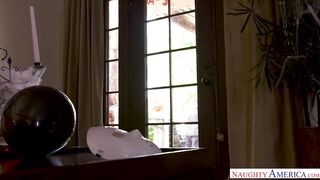 Britney Amber Fucks Like A Champ (Britney Amber) - MyFriendsHotMom