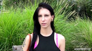 Analeya, 19 Ans, Serveuse Dans Le Perigueux