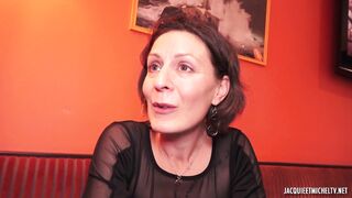 Laura, 33 Ans, Essaye La Double Penetration