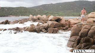 VIXEN Gorgeous Beach Babes Ambar Lapiedra And Baby Nicols Have Crazy Foursome - Barra Brass