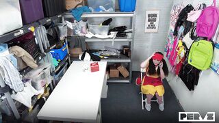 Pixie Smalls - Case No 8004552: Four Big Cocks For One Little Thief 15 11 2025