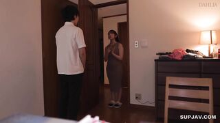 Non Kohana DLDSS 449 A Natural, Gentle Wife Who Accidentally Forgot Her Umbrella Seduces You With Her Wet, See Through Maxi Dress