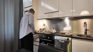 Fucking My Curvy Stepmom When We Are Alone At Home