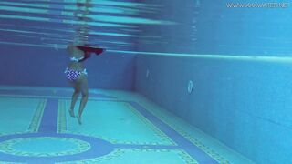 Andreina loves swimming naked when alone