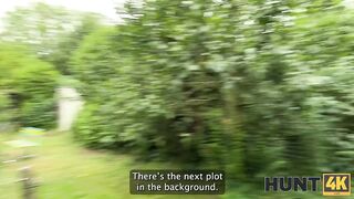 HUNT4K. Naughty chick fucked a stranger in front of her family