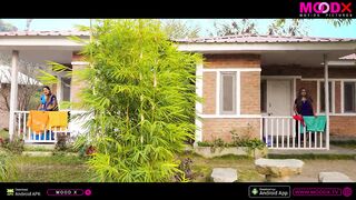 Chaddi Badli… Aur Padosiyon Ki Biwiyan Bhi Swap Ho Gayi