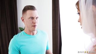 I Dream Of Chudai - Elly Clutch