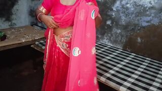 Desi GF BF made MMS leaked in OYO Xxx, Desi Village GF pink pussy fuck