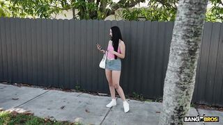 Riding The Anal Bus in HD - Scarlett Rosewood