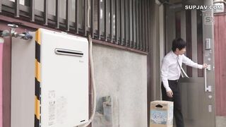 (RM) The Naughty Little Sister Who Purposely Peek Into Her Bath